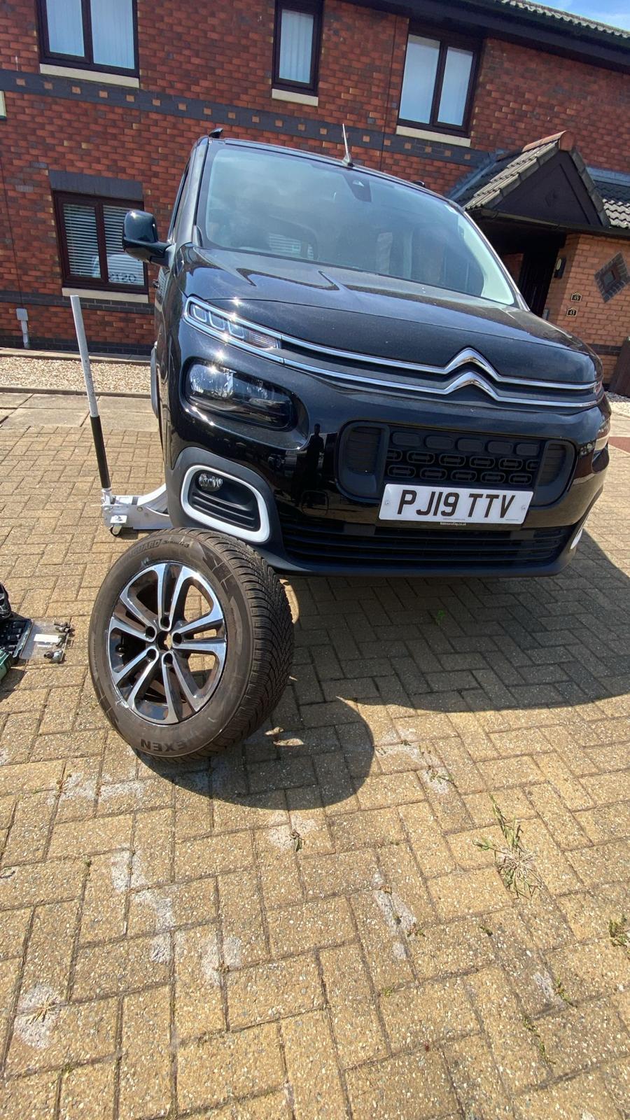 Mobile Tyre Fitting Liverpool
