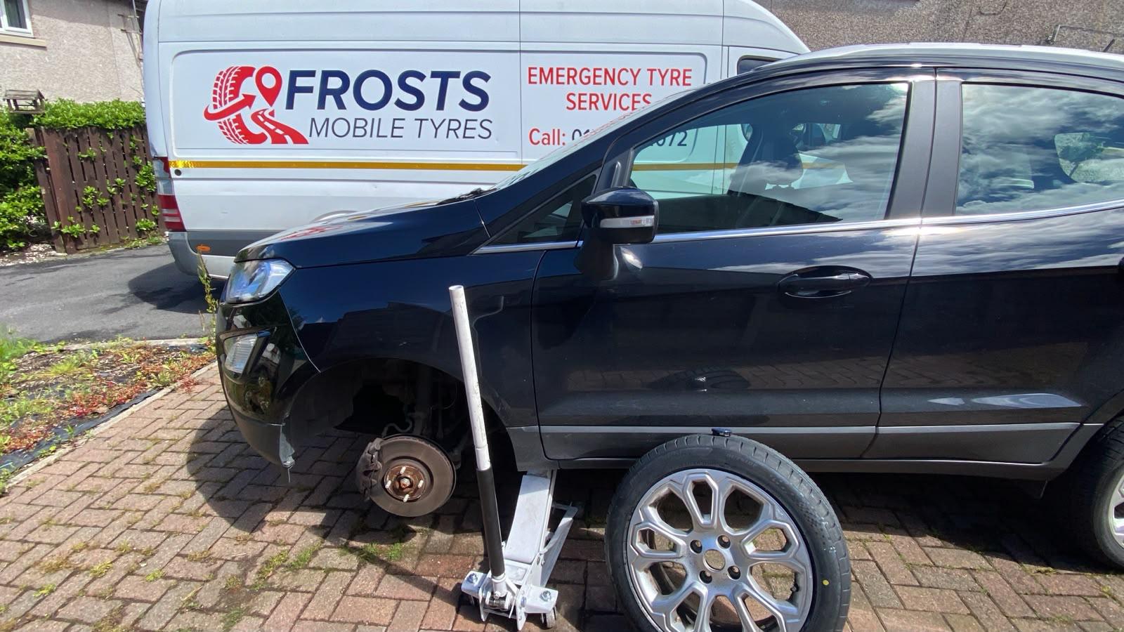 Emergency Mobile Tyre Fitting Services in Milton Keynes  Thi