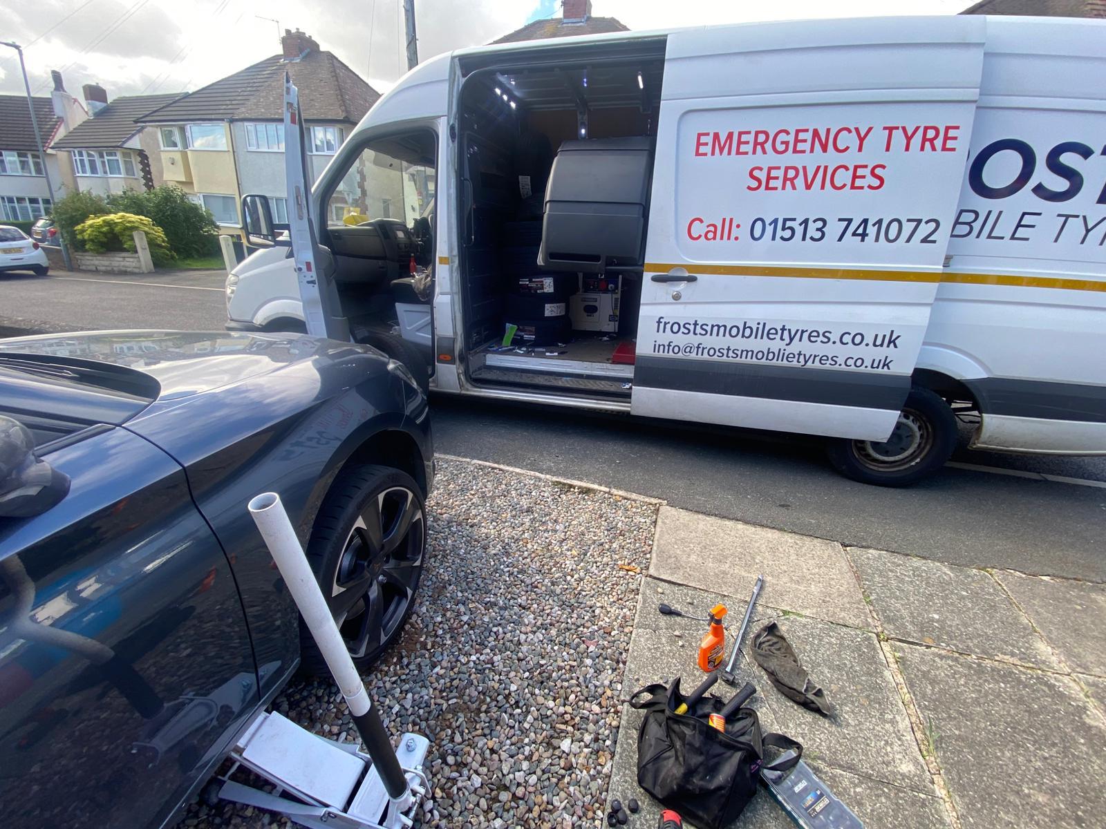 24/7 Emergency Mobile Tyre Shop Milton Keynes Near Me